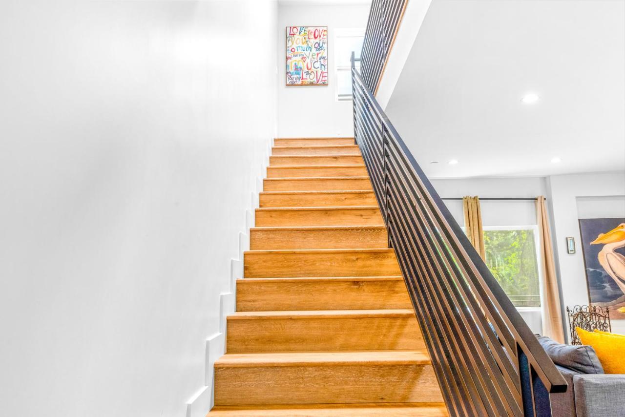 Stylish Sherman Oaks Townhouse 3Bed + 3.5Bath All Master Suites Лос-Анджелес Экстерьер фото